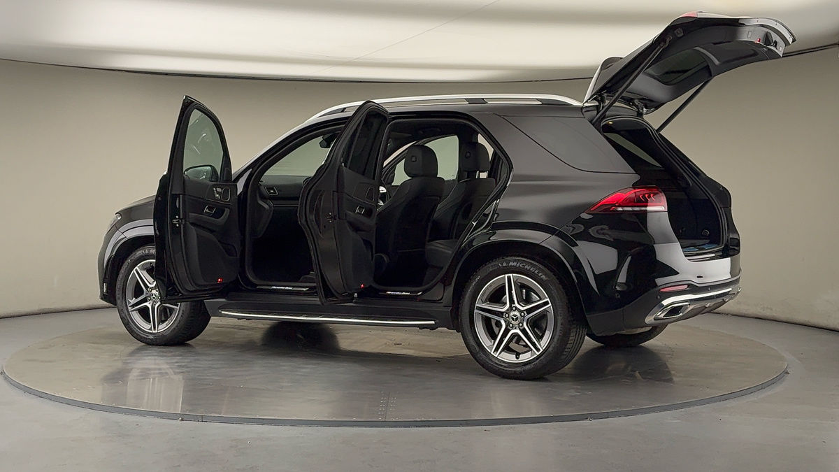 More views of Mercedes-Benz GLE