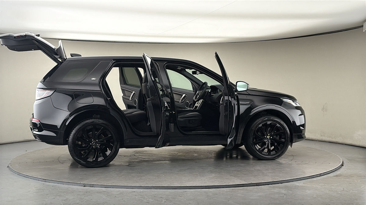 More views of Land Rover Discovery Sport