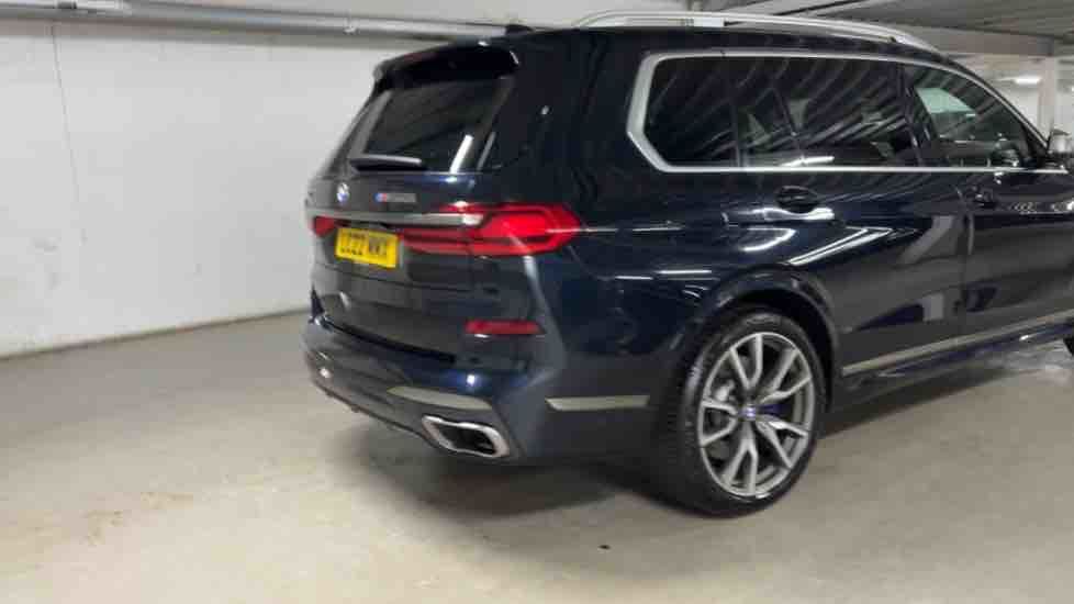 More views of BMW X7