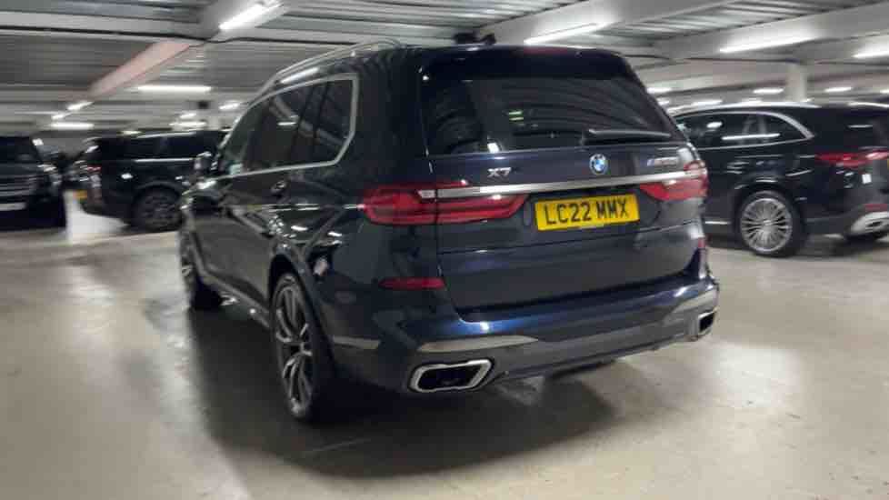 More views of BMW X7