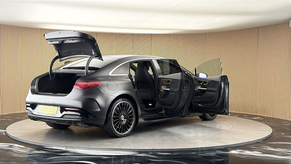 More views of Mercedes-Benz EQE