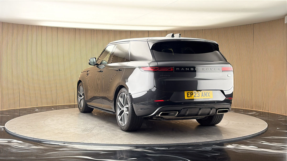 More views of Land Rover Range Rover Sport