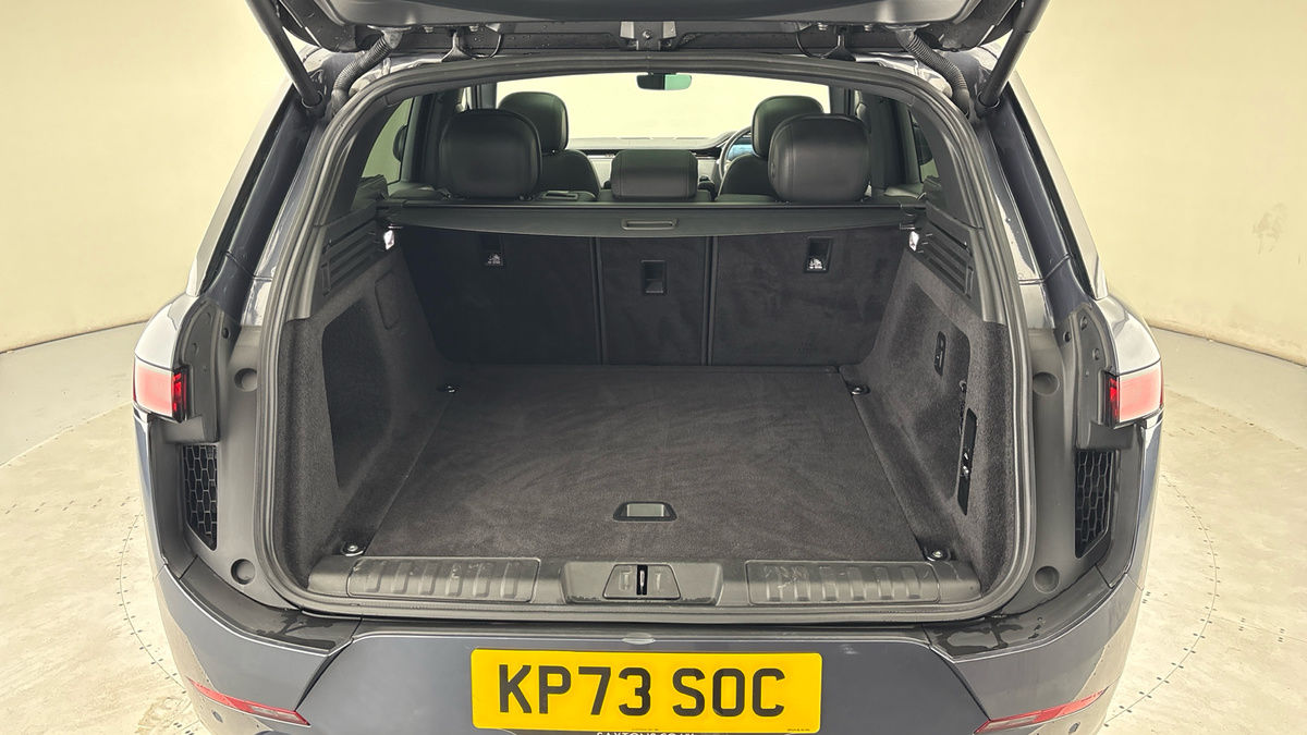 Land Rover Range Rover Sport Image 11