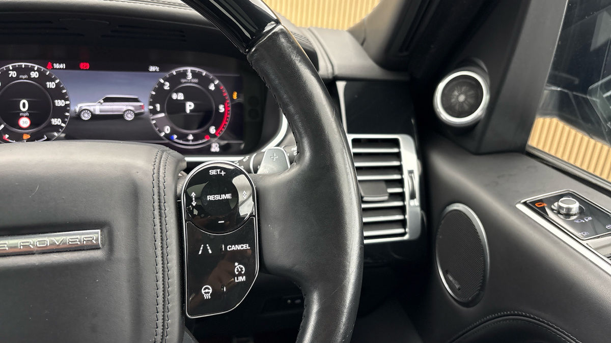 Land Rover Range Rover Image 14