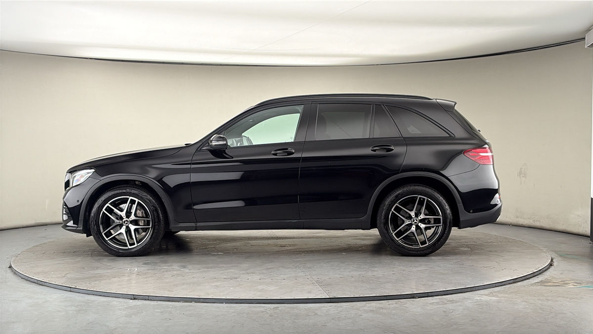 Mercedes-Benz GLC Image 15