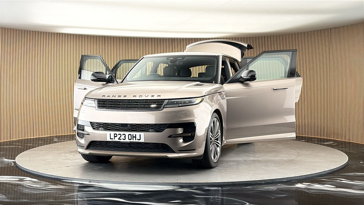More views of Land Rover Range Rover Sport