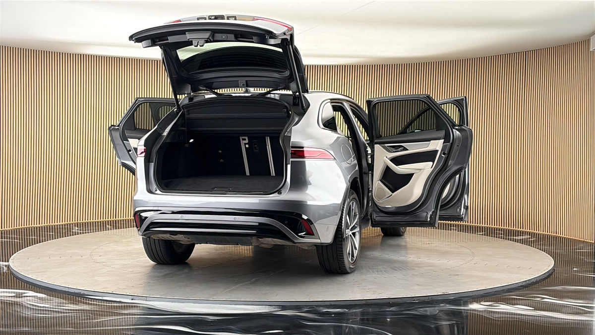 More views of Jaguar F-PACE