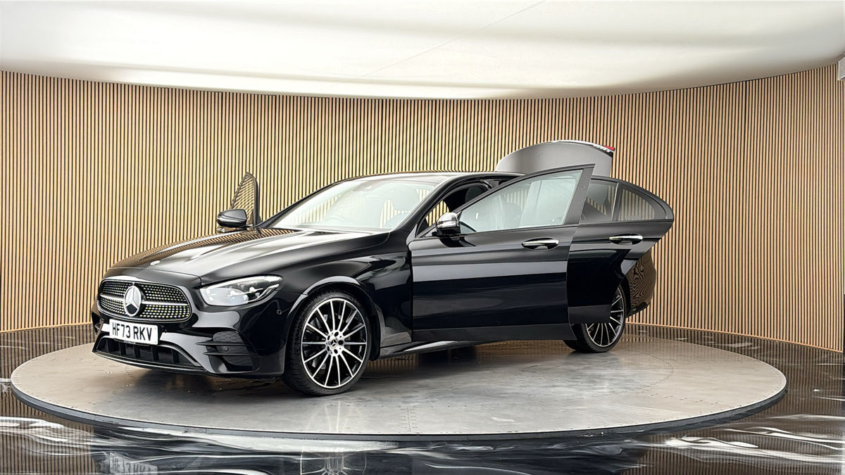 Mercedes-Benz E Class Image 22