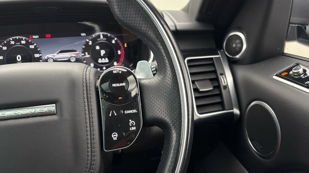 Land Rover Range Rover Sport Image 14