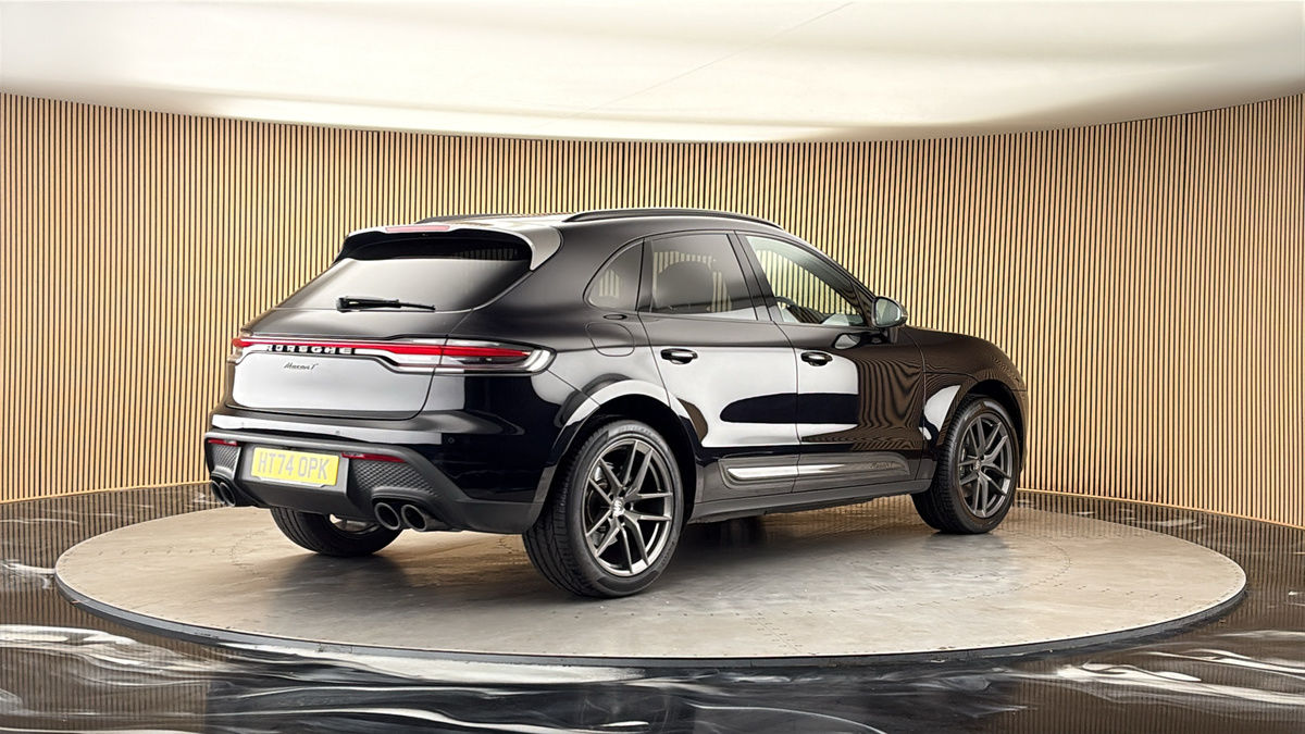 Porsche Macan Image 21