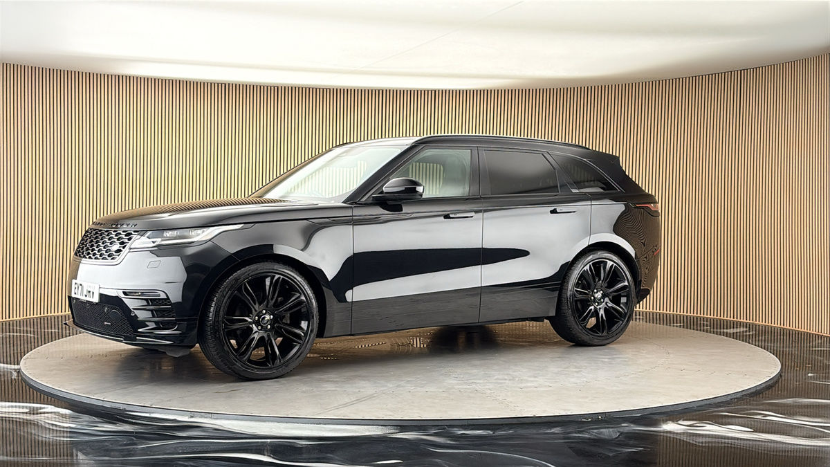 More views of Land Rover Range Rover Velar