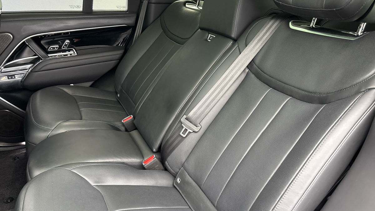 Land Rover Range Rover Image 8