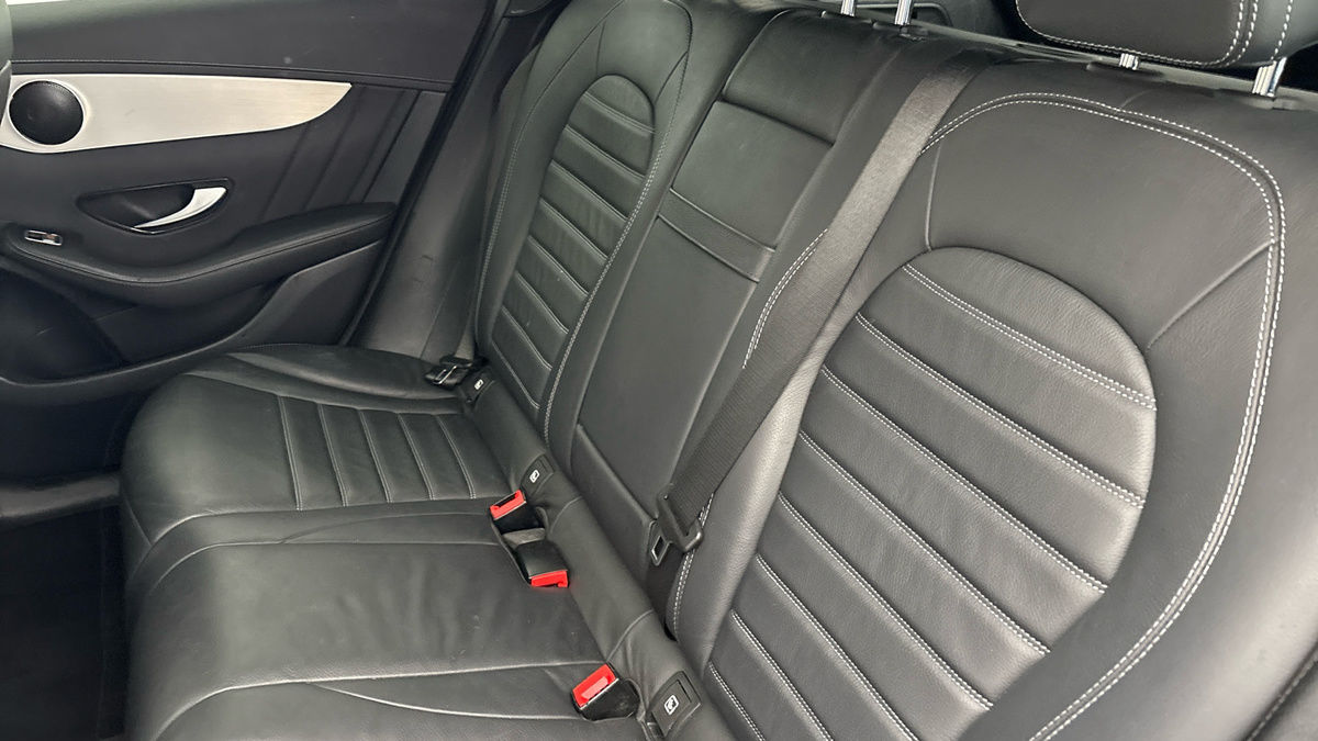 Mercedes-Benz GLC Image 8