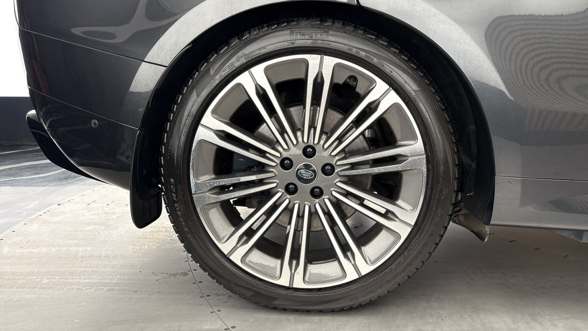 Land Rover Range Rover Sport Image 10