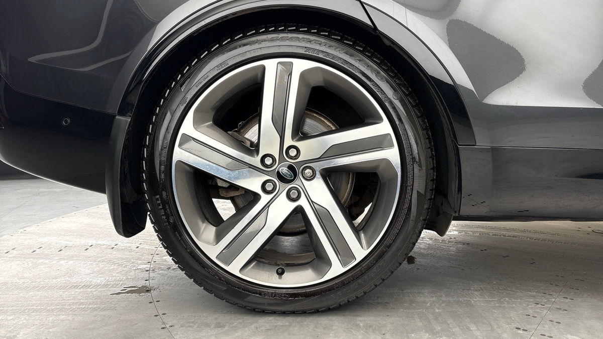 Land Rover Discovery Image 10