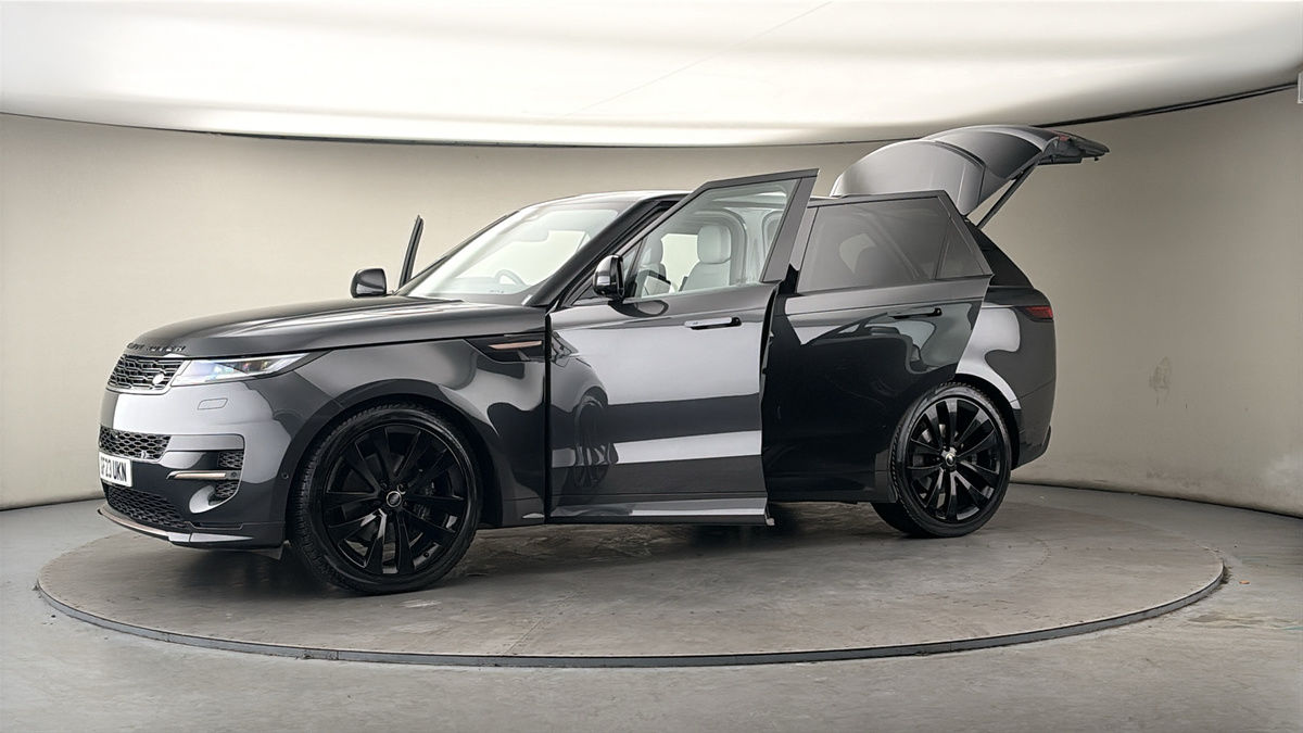 More views of Land Rover Range Rover Sport