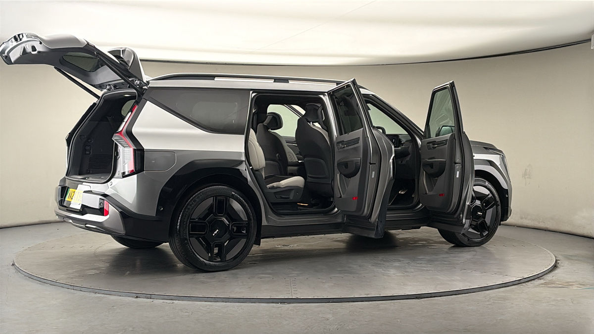 More views of Kia EV9