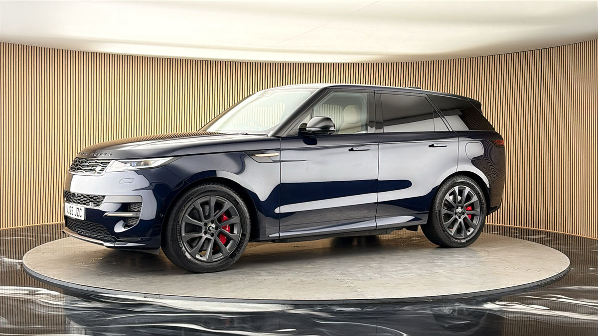 More views of Land Rover Range Rover Sport