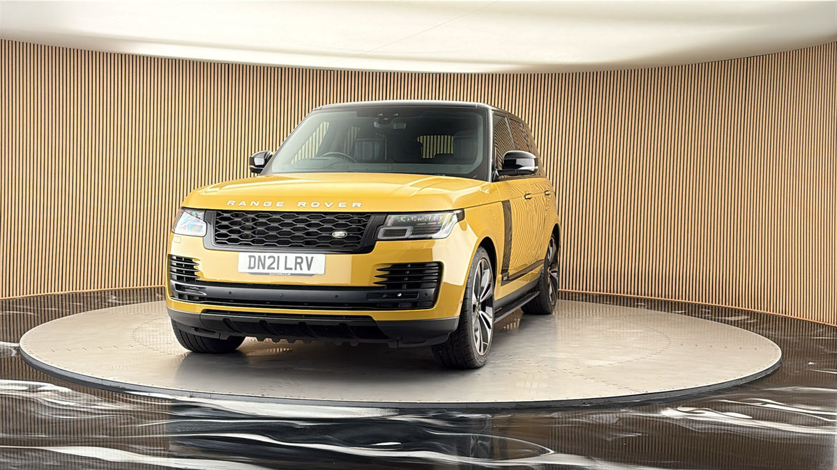 More views of Land Rover Range Rover