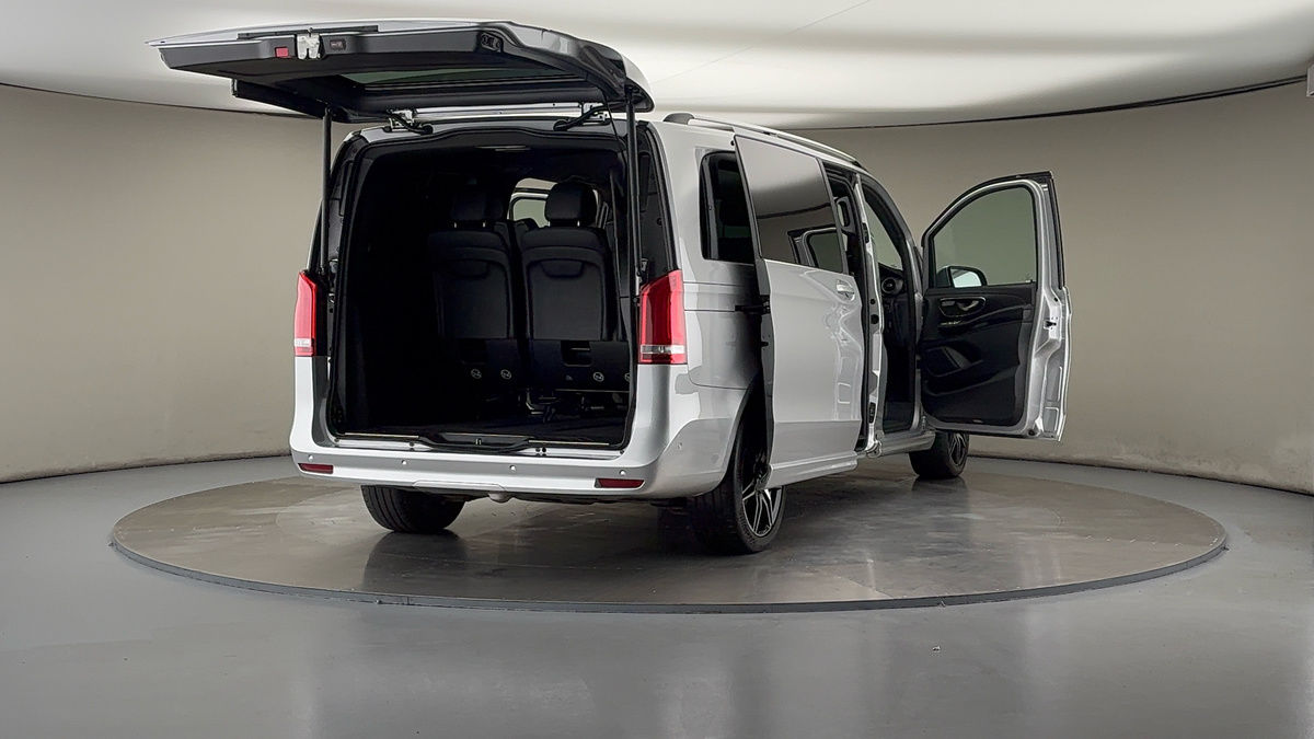 More views of Mercedes-Benz V Class