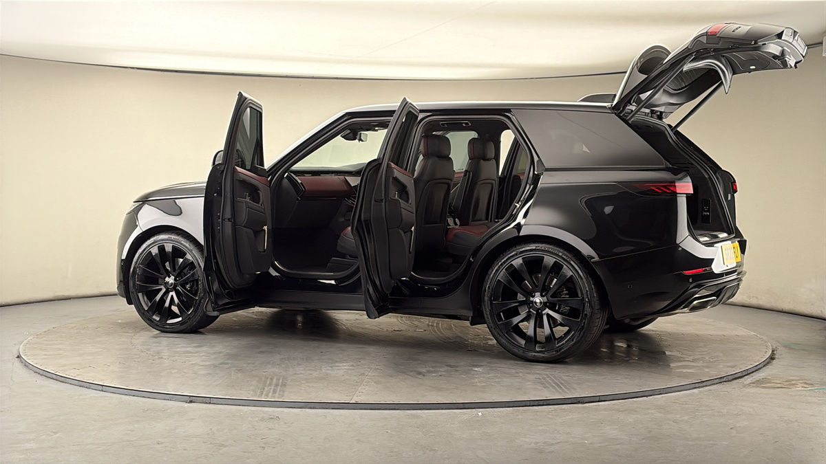 More views of Land Rover Range Rover Sport