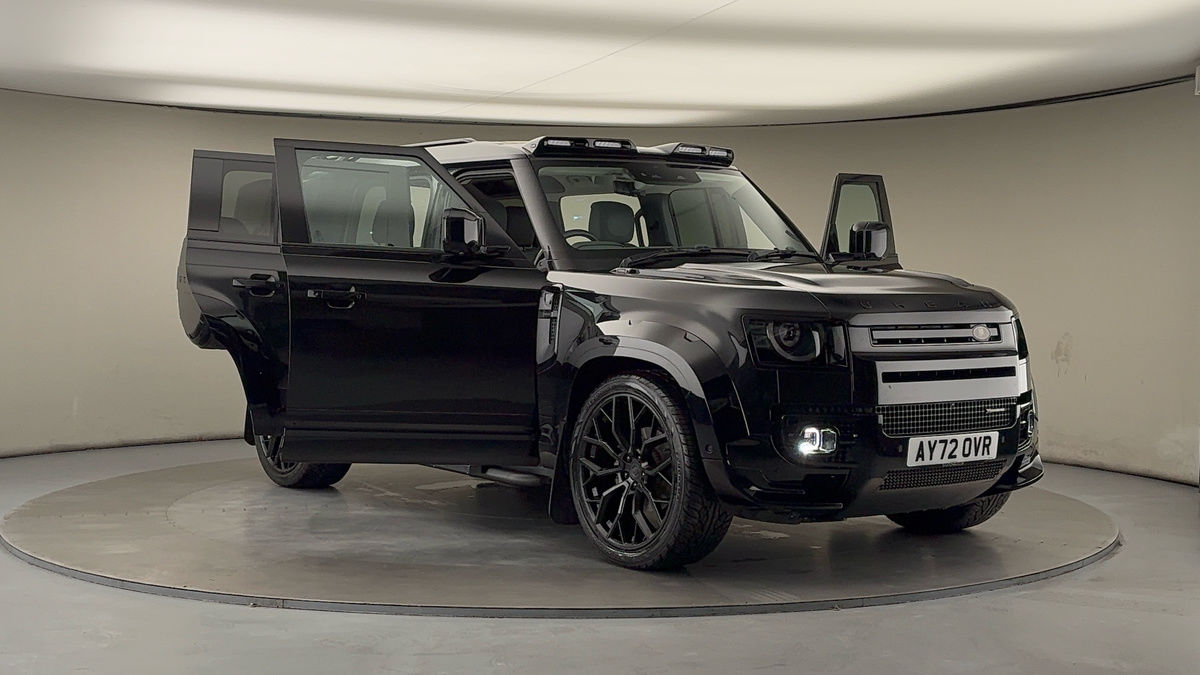 More views of Land Rover Defender 110