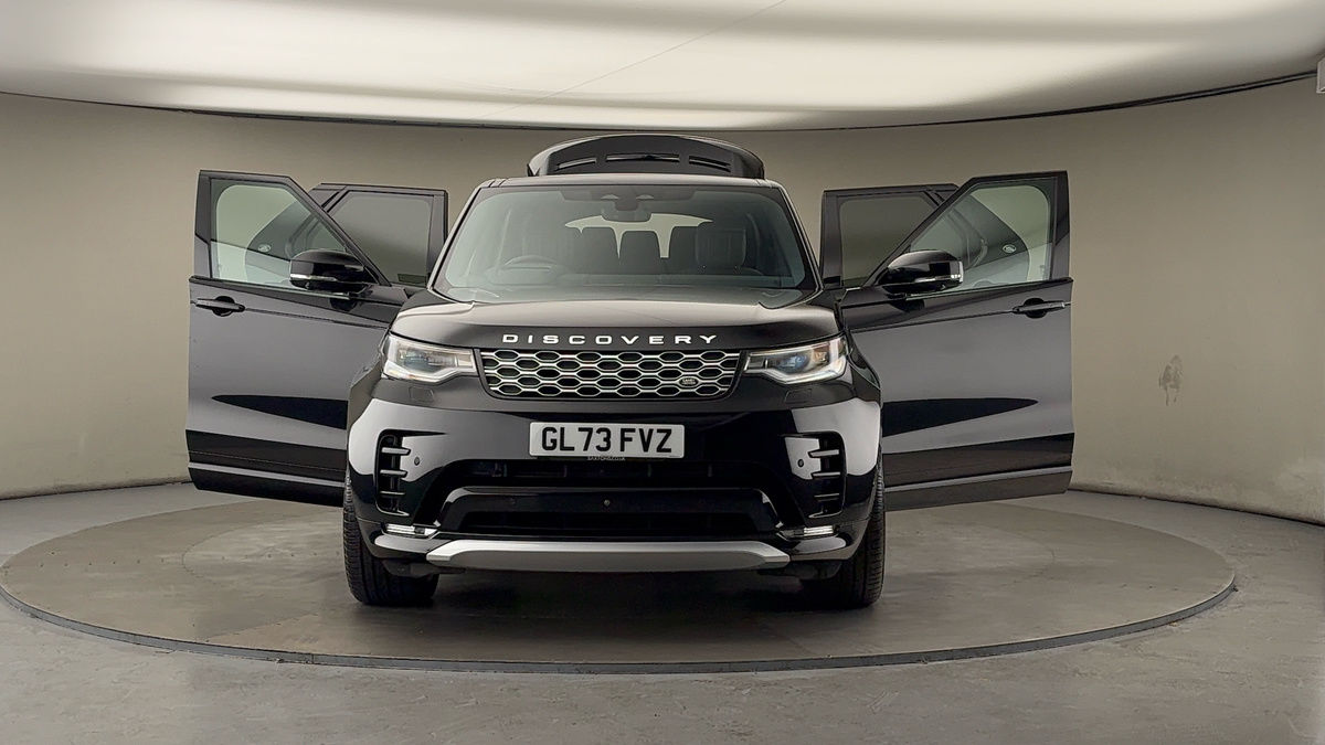 More views of Land Rover Discovery