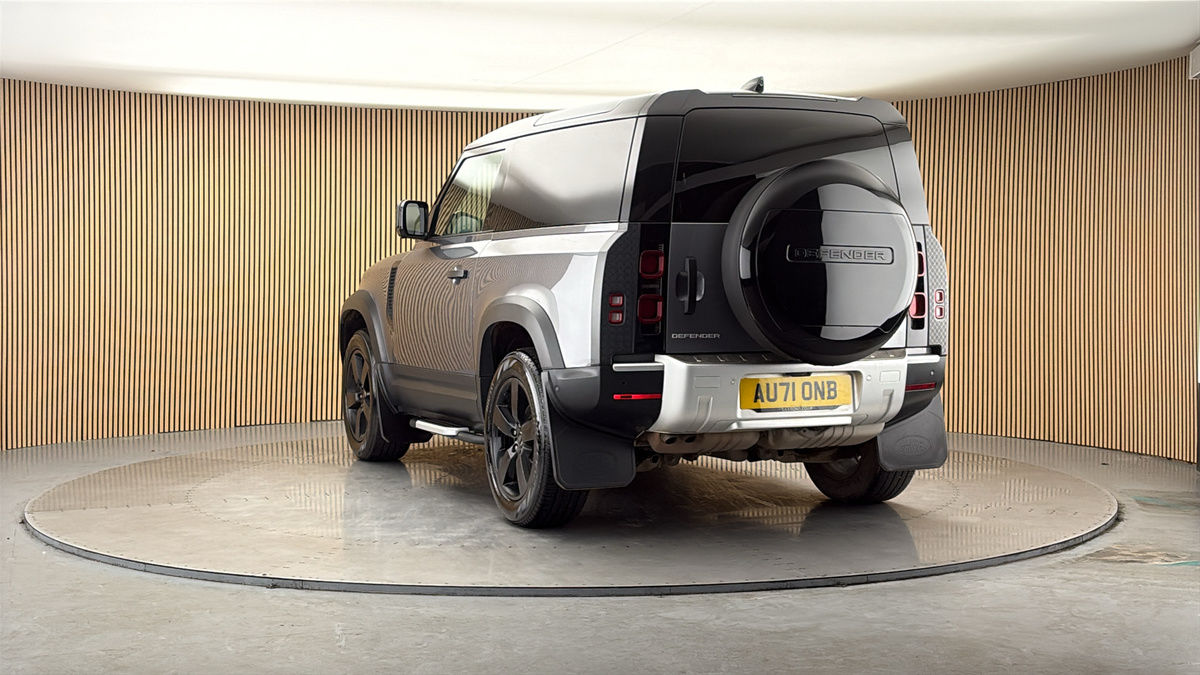 More views of Land Rover Defender 90