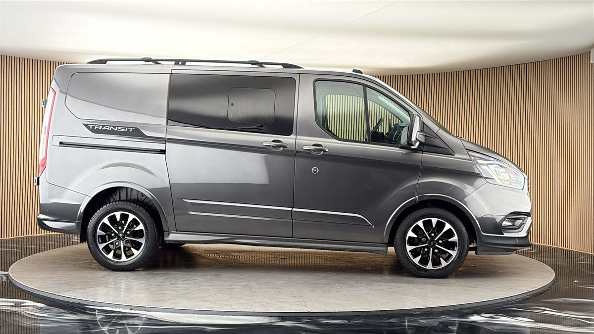 More views of Ford Transit Custom