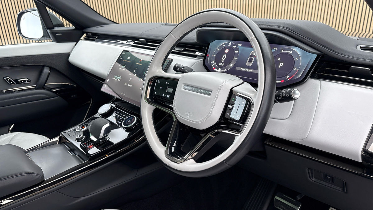 Land Rover Range Rover Sport Image 5