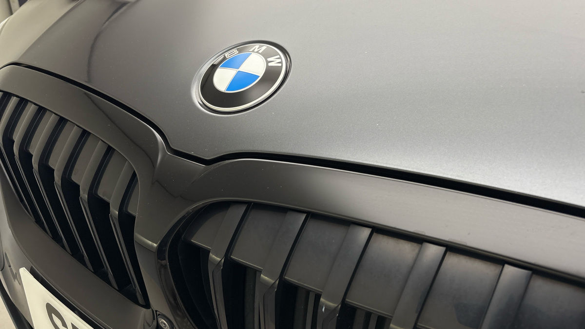 BMW 3 Series Image 24
