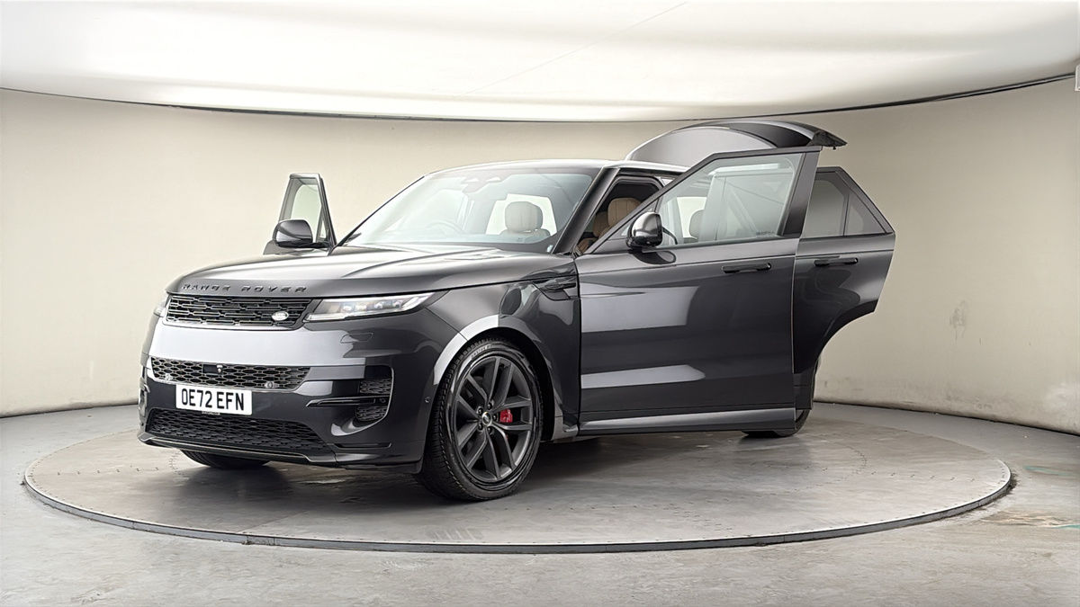 More views of Land Rover Range Rover Sport