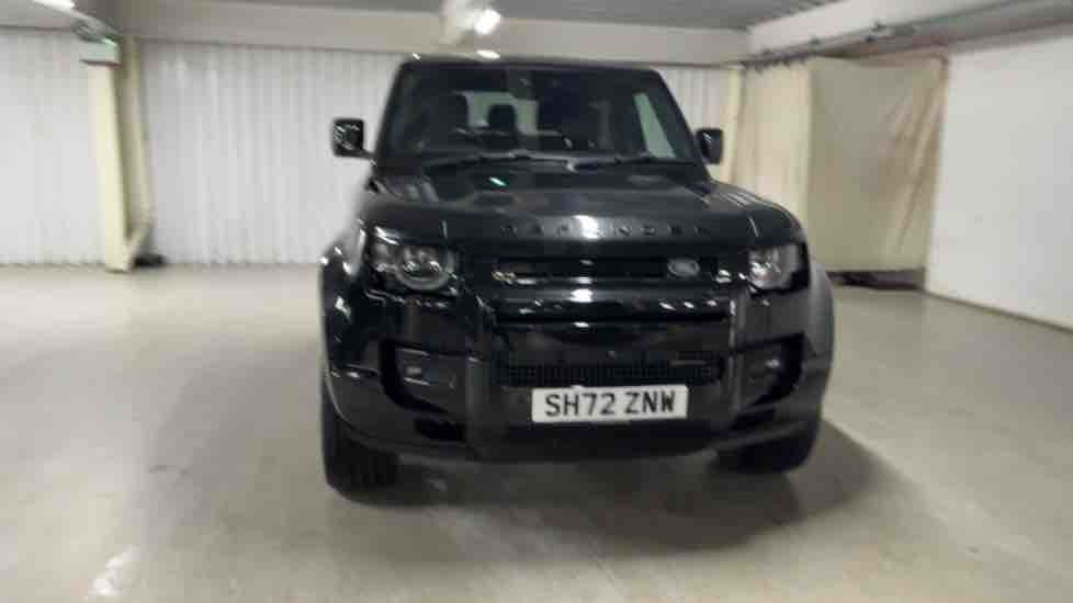 More views of Land Rover Defender 90