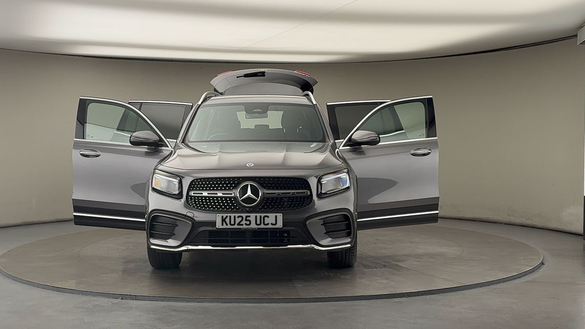 More views of Mercedes-Benz GLB