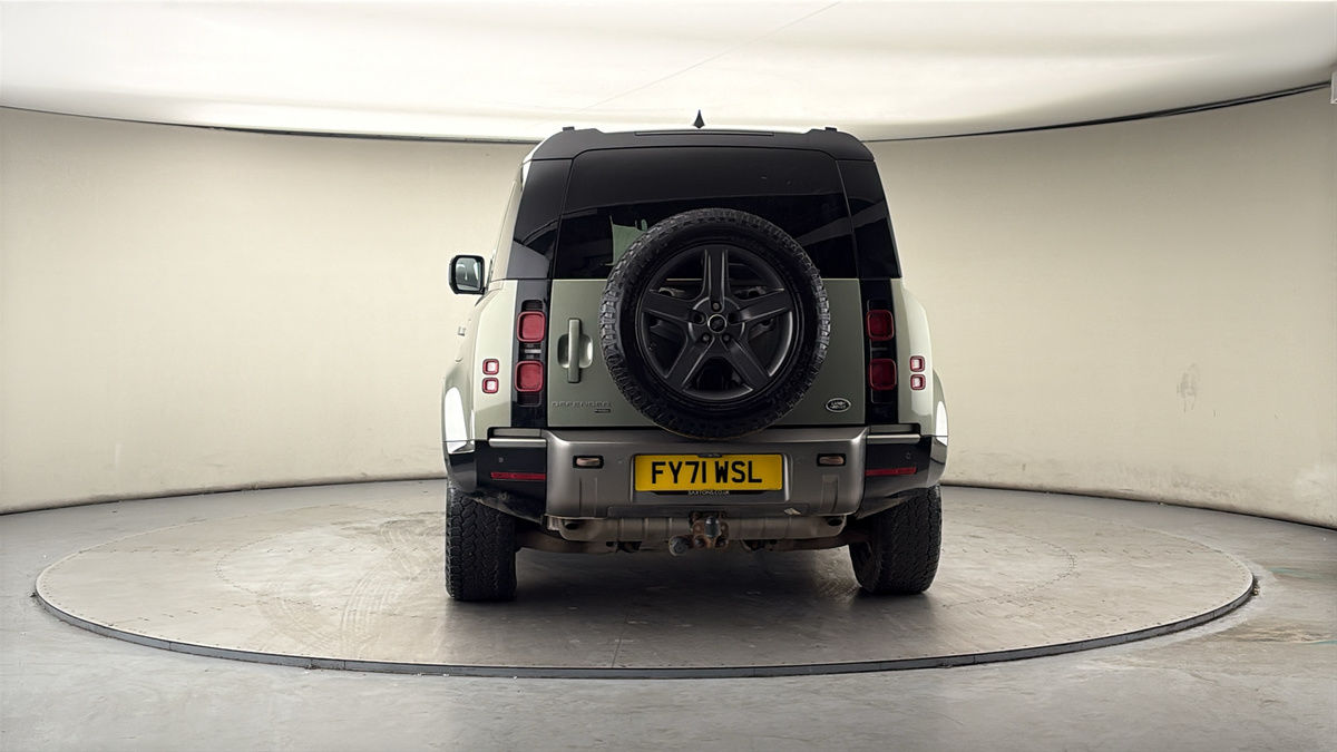 More views of Land Rover Defender 110