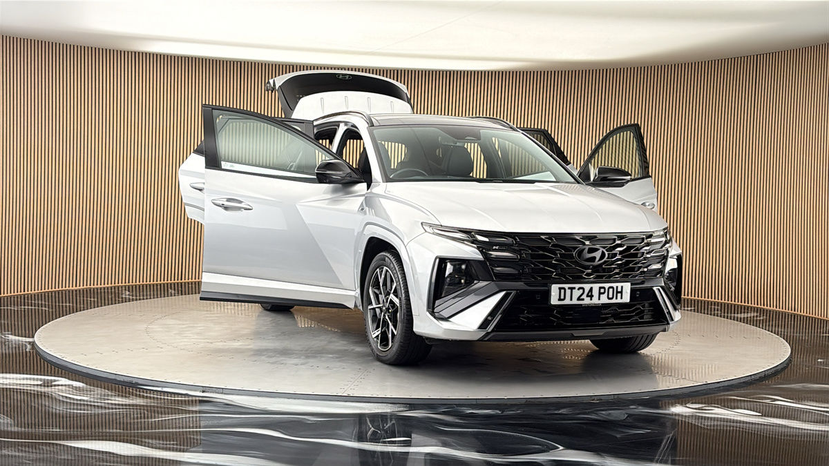 More views of Hyundai TUCSON