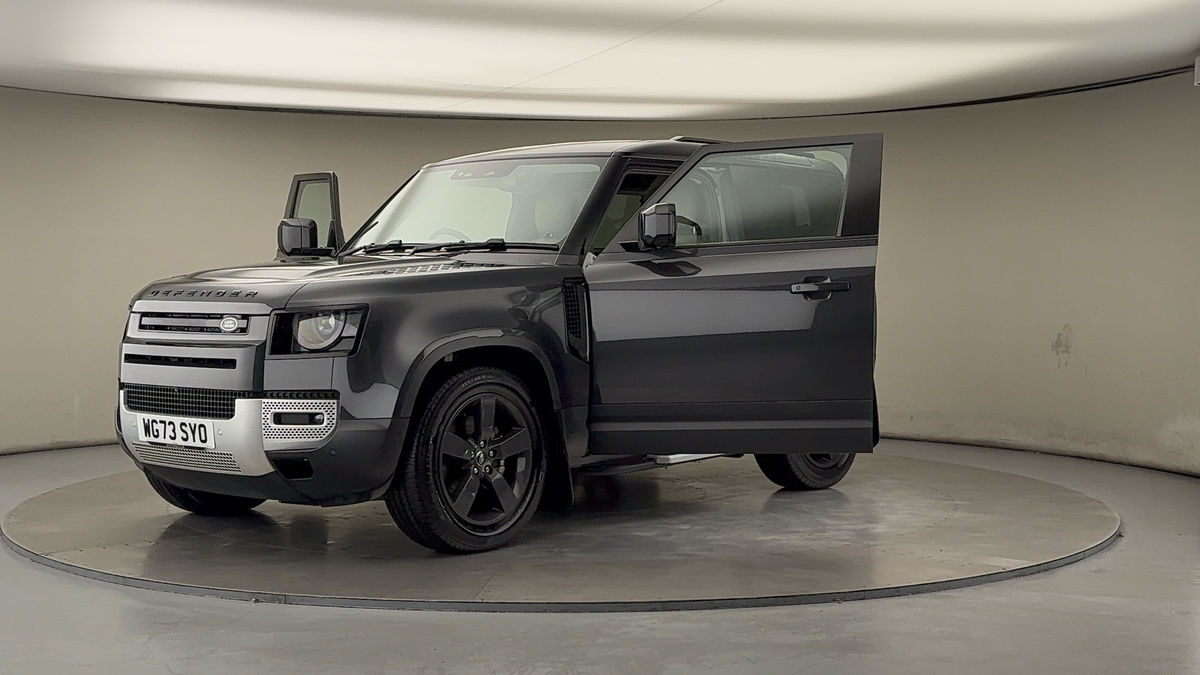 More views of Land Rover Defender 90