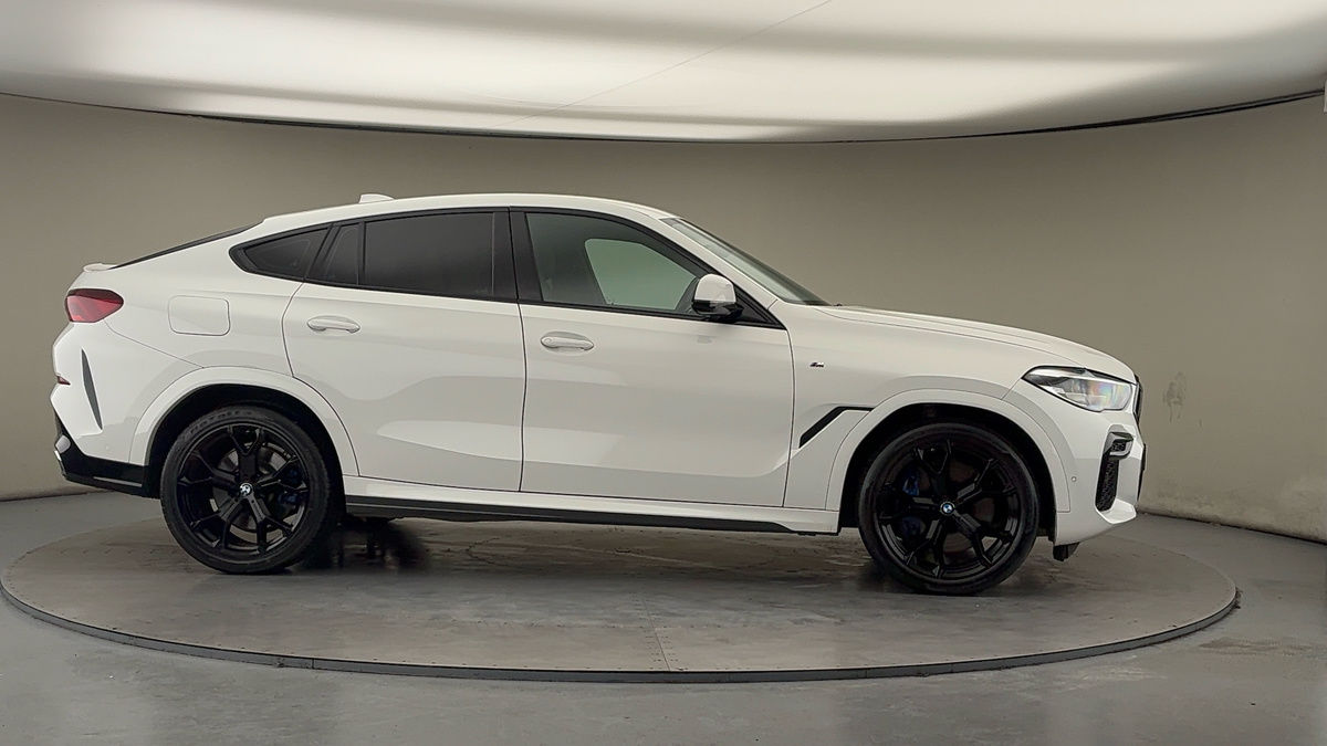 More views of BMW X6