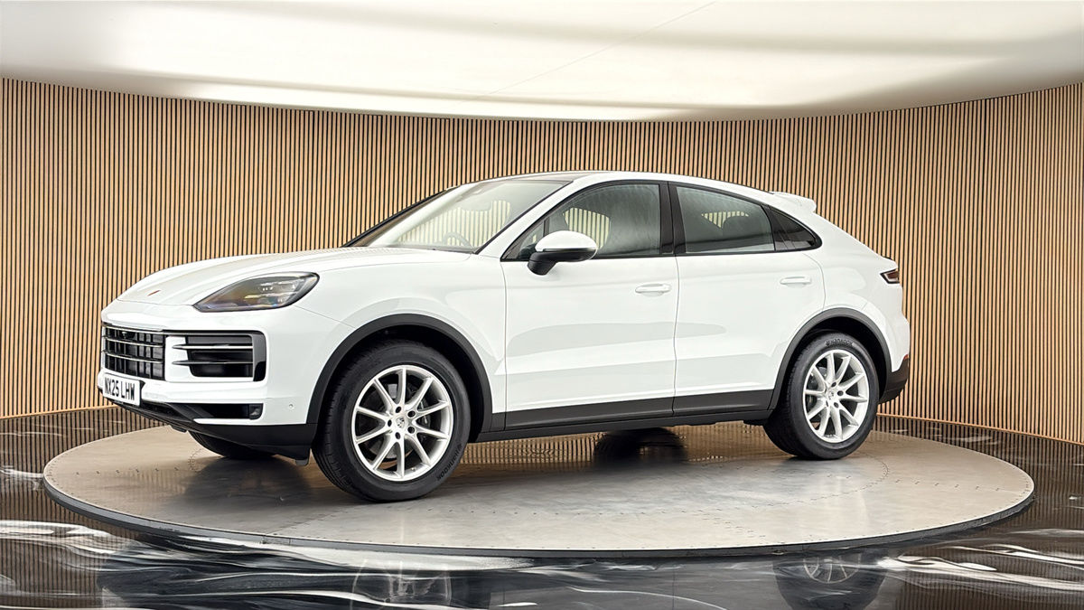 More views of Porsche Cayenne