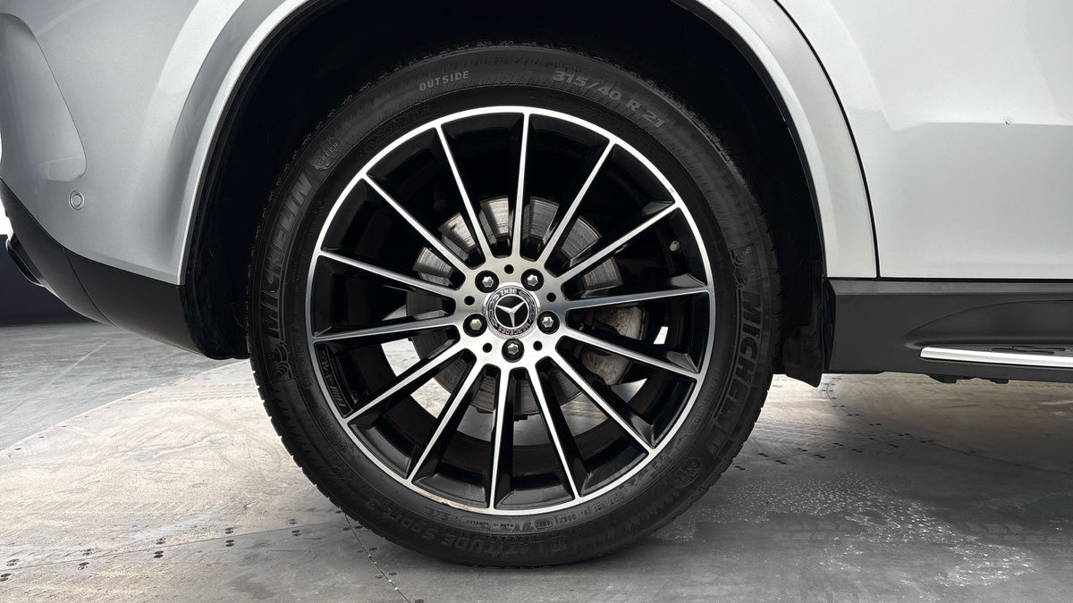 Mercedes-Benz GLE Image 10