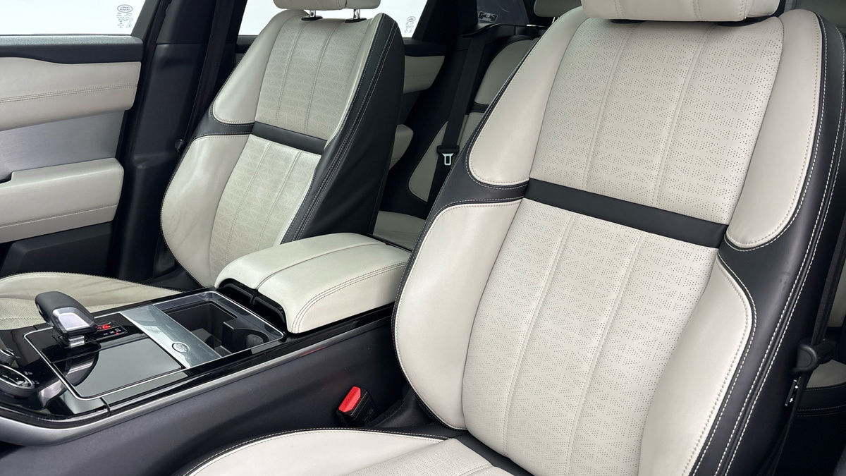 Land Rover Range Rover Velar Image 7