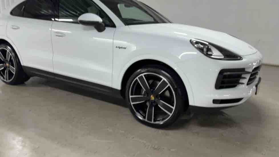 More views of Porsche Cayenne