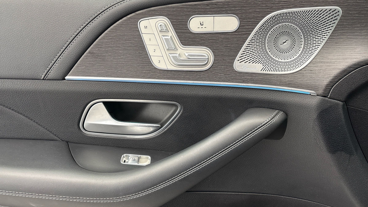 Mercedes-Benz GLE Image 19