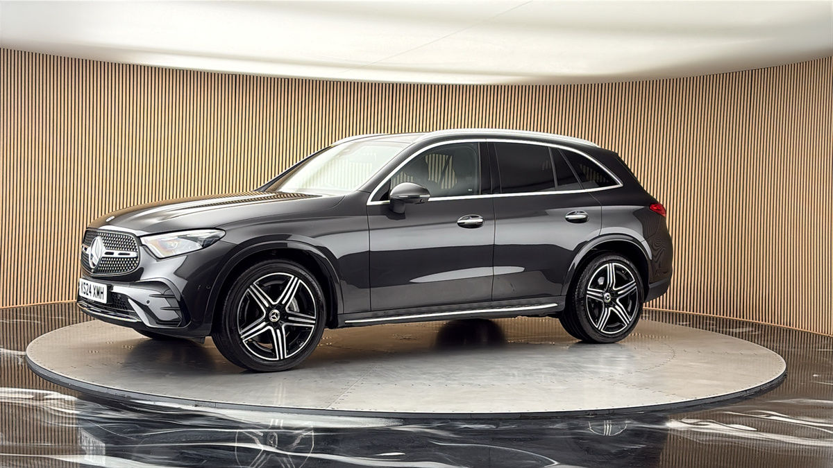 More views of Mercedes-Benz GLC