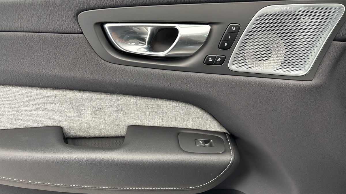 Volvo XC60 Image 19