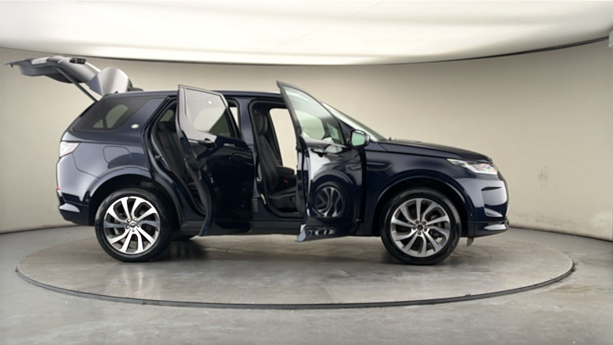 More views of Land Rover Discovery Sport