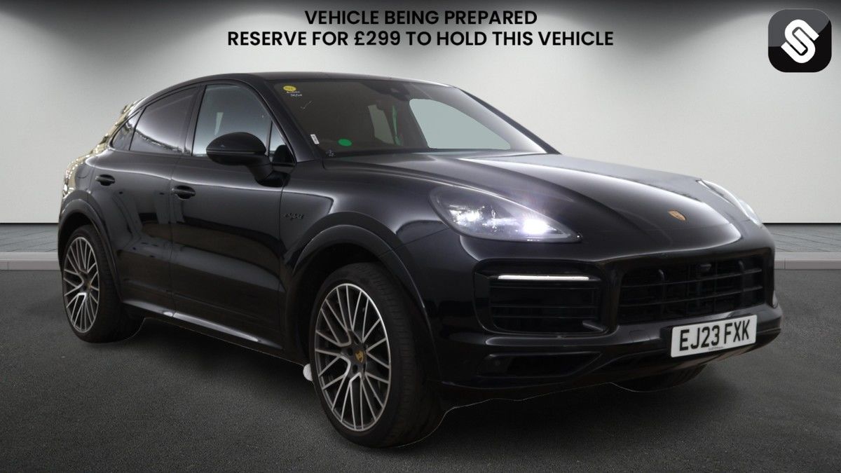 Porsche Cayenne Sticky Header Image