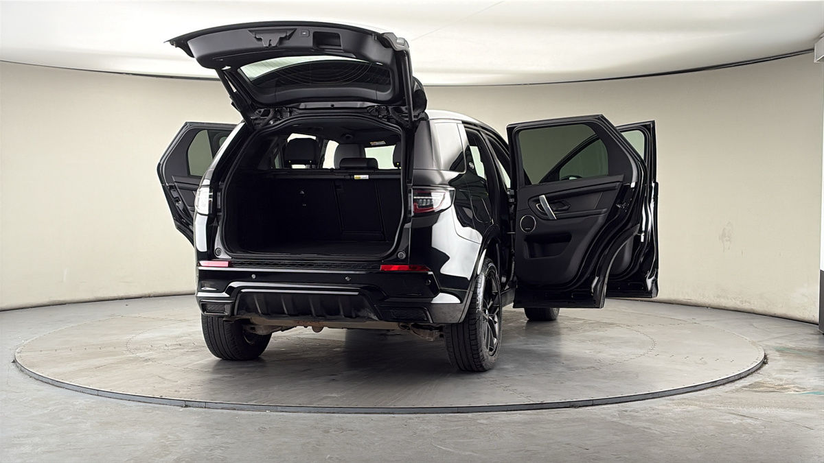 More views of Land Rover Discovery Sport