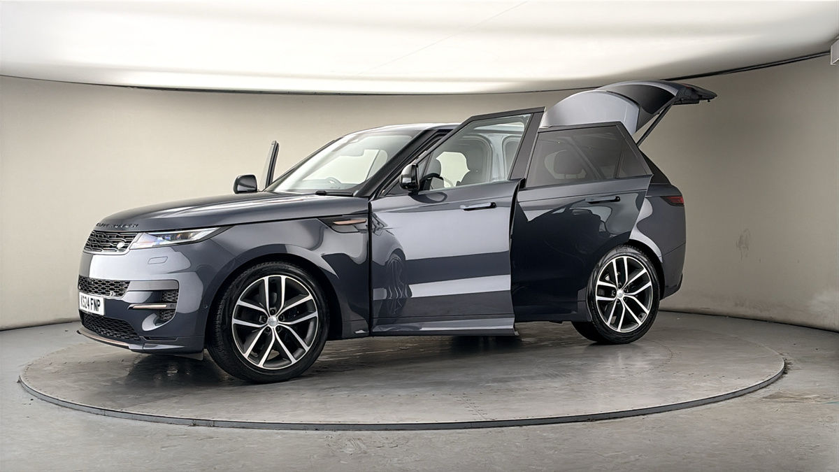 More views of Land Rover Range Rover Sport