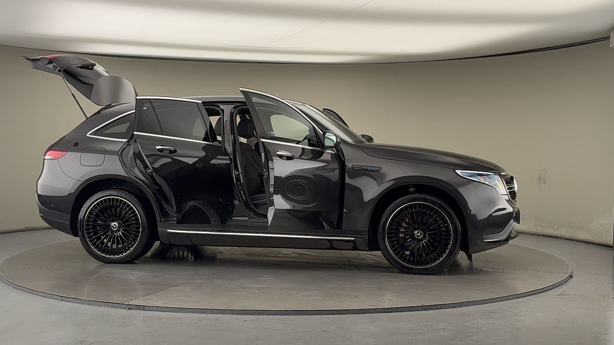 More views of Mercedes-Benz EQC